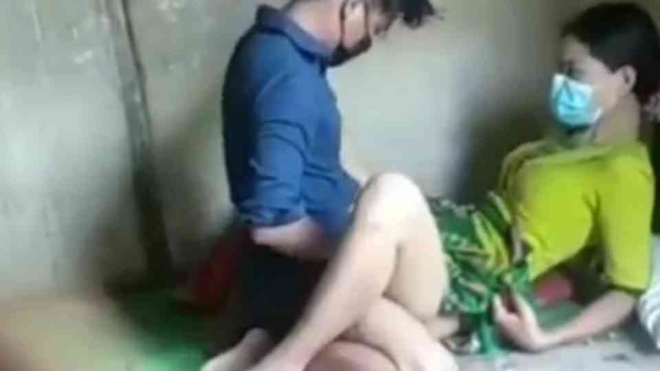 လိုးပစ်တာ မတ်တပ်တောင်မရပ်နိုင်တော့ဘူး